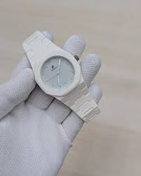 White Aura Watch